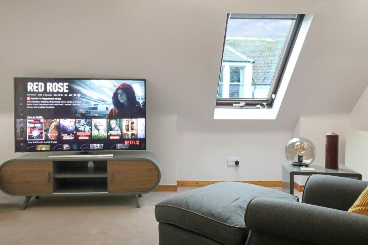Whinstone Holiday Home In Falkland - Sleeps 8 Eksteriør billede