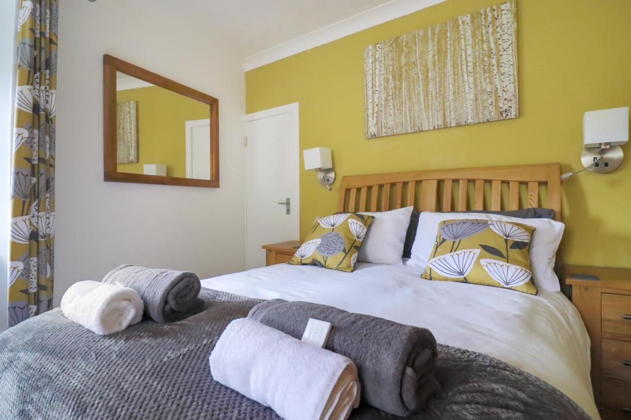 Whinstone Holiday Home In Falkland - Sleeps 8 Eksteriør billede