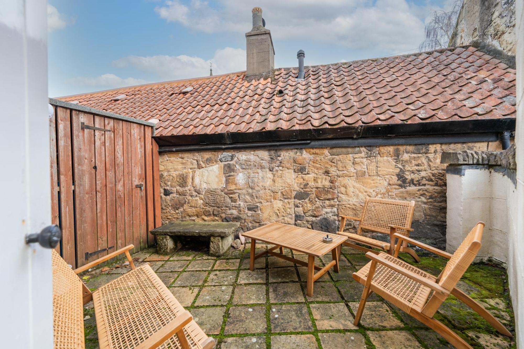 Whinstone Holiday Home In Falkland - Sleeps 8 Eksteriør billede